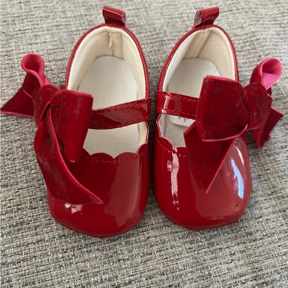 Baby Girl Shoe Bundle - Picture 4 of 9